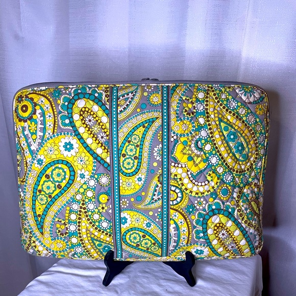 Vera Bradley Laptop Case - Picture 1 of 7